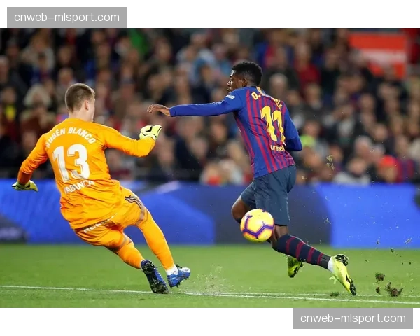 即时数据：巴萨对塞尔塔，佩德里半场完成4次成功压迫夺回球权