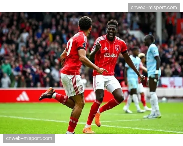 曼城2-1绝杀阿森纳，争冠悬念重启